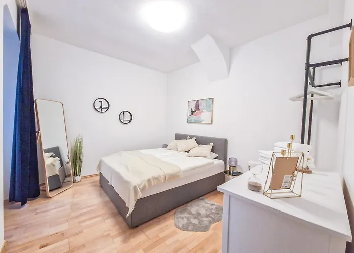Feelhome - Desgin Fuer 4 Gaeste - Smart Tv - Naschmarkt Viyana